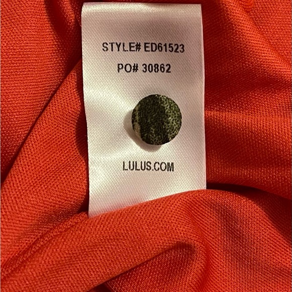 Lulu's Ulani Rusty Rose Floral Print Skater Dress 
Size M missing tie sash belt - Picture 13 of 13